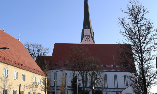 Außenansicht der Stadtpfarrkirche in Schwabmünchen